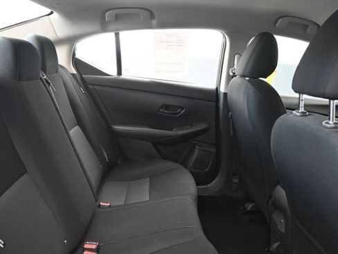 Used 2024 Nissan Sentra SV image 13