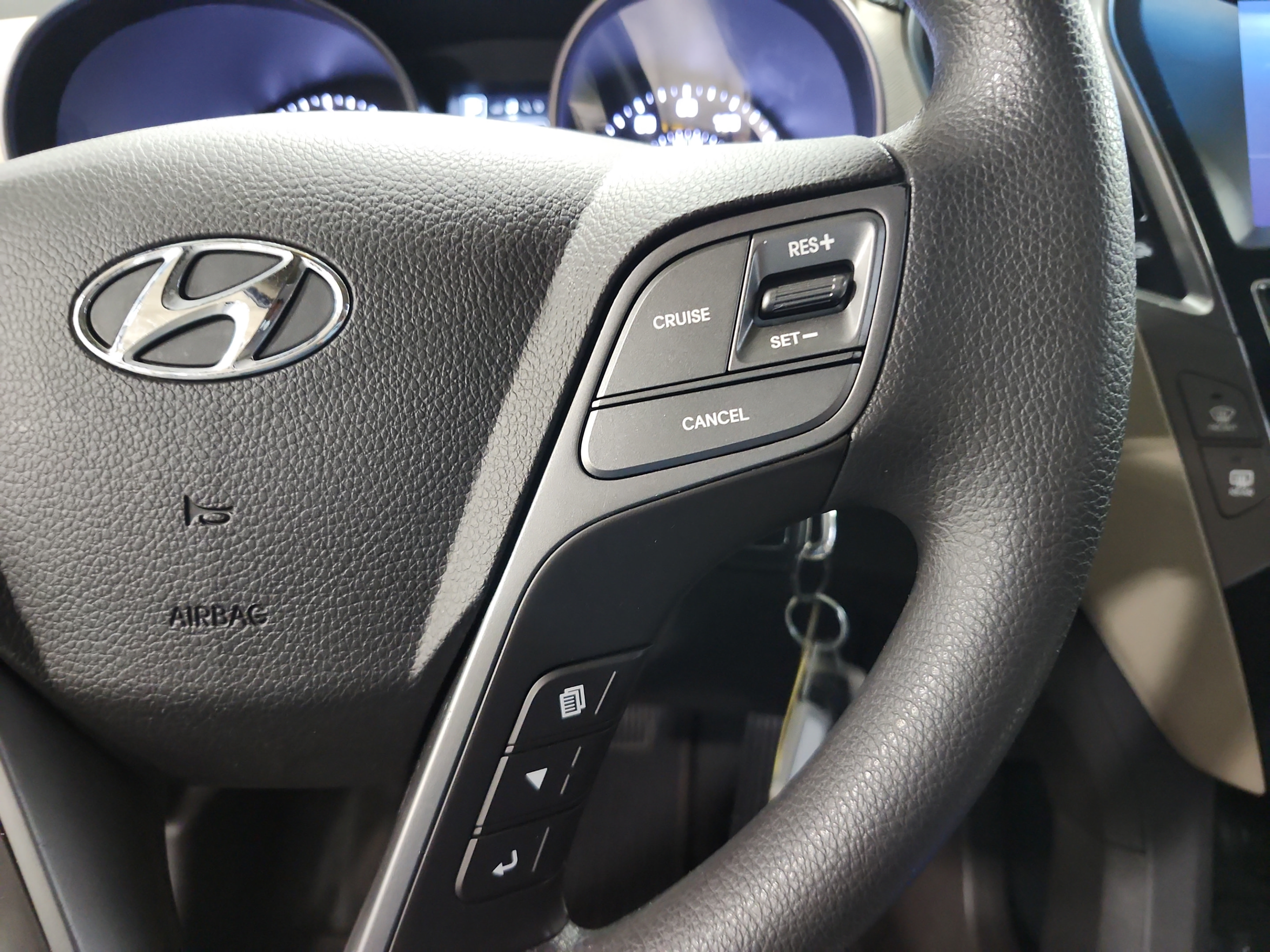 Used 2017 Hyundai Santa Fe Sport FWD image 22