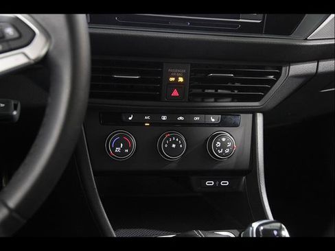 Certified 2024 Volkswagen Jetta Sport FWD image 13