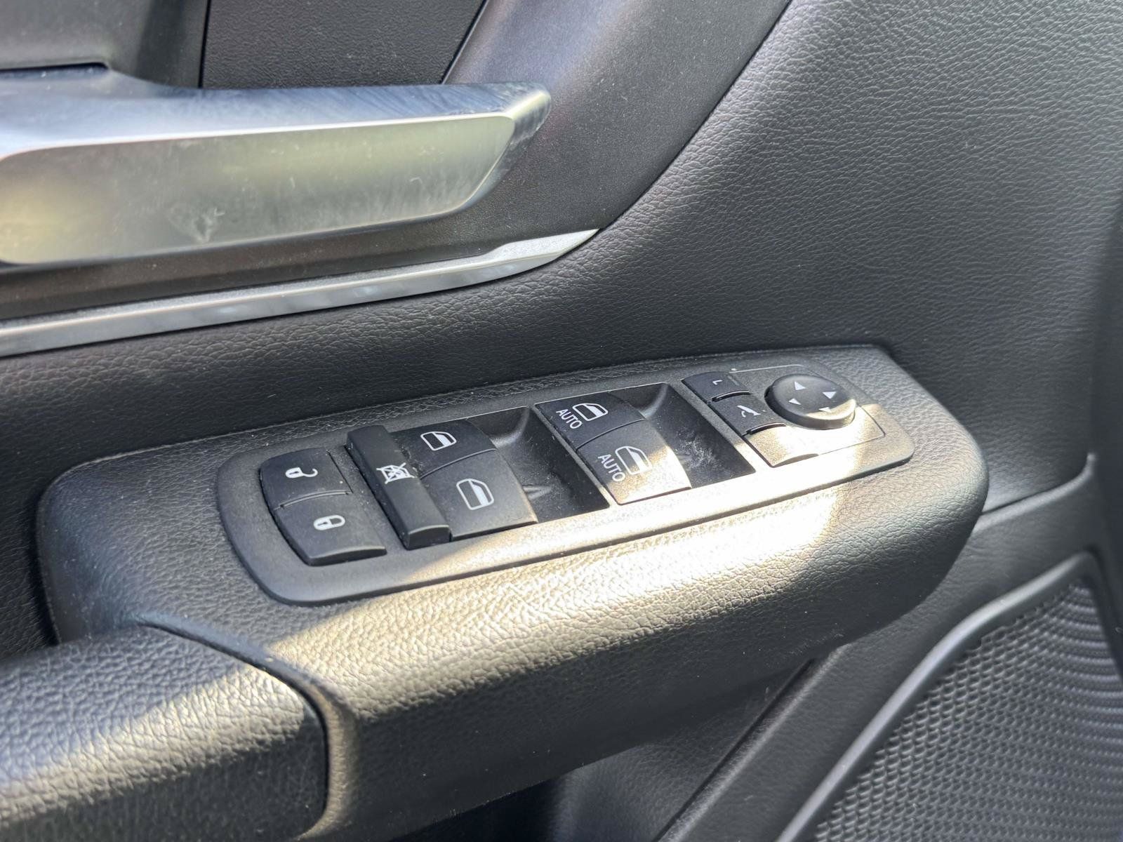 Used 2022 RAM 1500 Big Horn AWD/4WD image 23