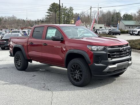 New 2026 Chevrolet Colorado Trail Boss AWD/4WD image 2
