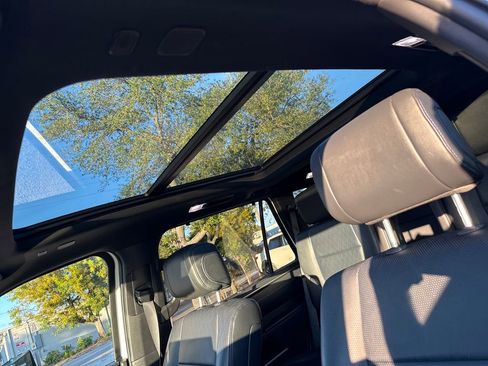 Used 2024 Toyota Sequoia Platinum image 5