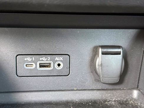 Certified 2023 Nissan Sentra SV FWD image 23