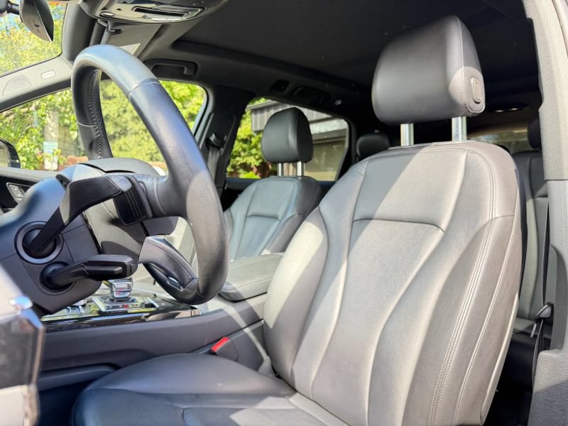 Used 2019 Audi Q7 3.0T Premium Plus w/ Premium Plus Package AWD/4WD image 13