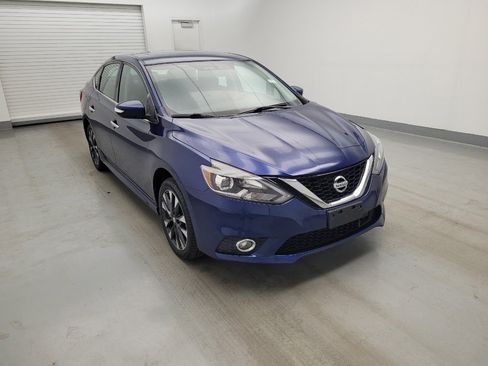 Used 2017 Nissan Sentra SR w/ SR Premium Technology Package FWD image 13