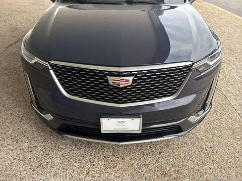 Certified 2025 Cadillac XT6 Premium Luxury AWD/4WD image 32