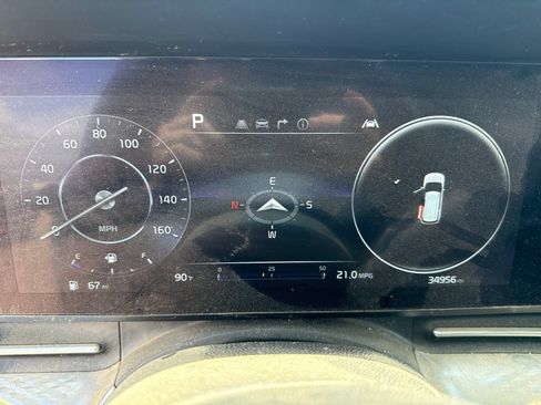 Used 2024 Kia Carnival SX Prestige FWD image 6
