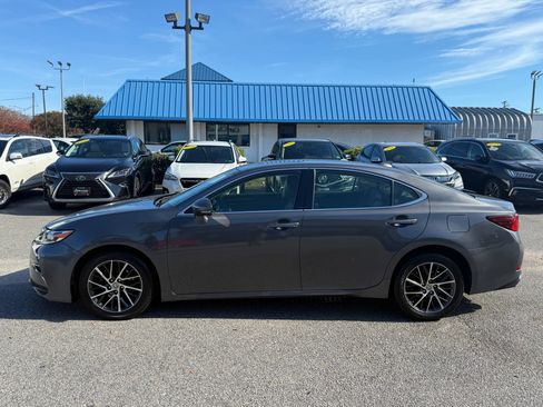 Used 2016 Lexus ES 350 image 2