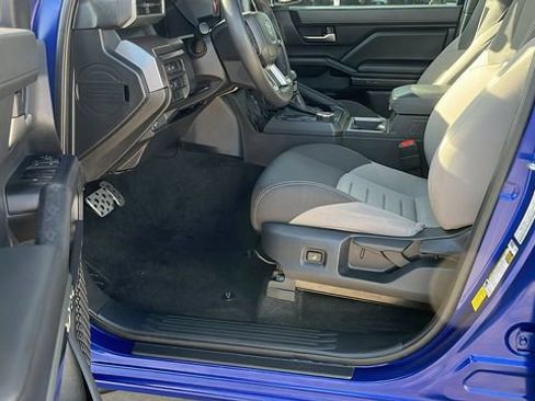 Used 2024 Toyota Tacoma TRD Sport RWD image 17
