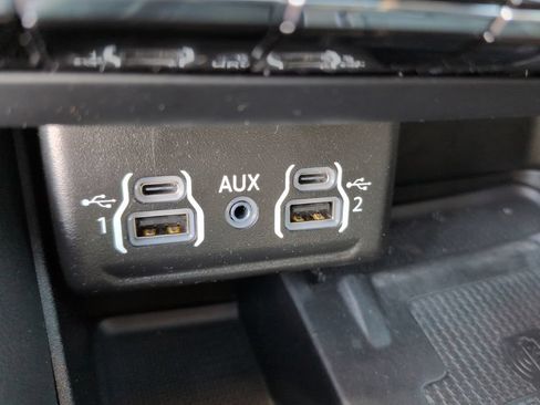 Used 2023 Dodge Durango R/T AWD/4WD image 21
