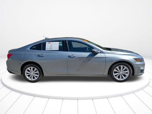 Used 2024 Chevrolet Malibu LT image 3