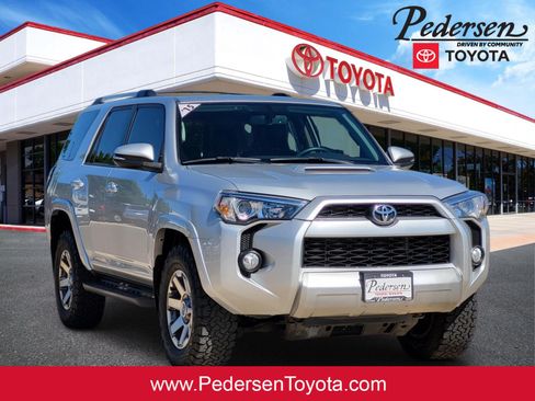 Used 2015 Toyota 4Runner Trail Premium AWD/4WD image 1