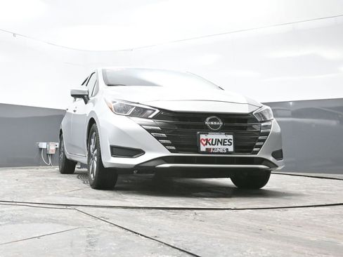 Used 2023 Nissan Versa SV image 49