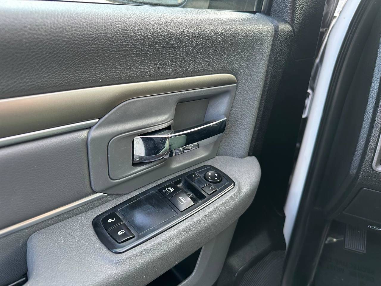 Used 2014 RAM 1500 Tradesman w/ Power & Remote Entry Group RWD image 28