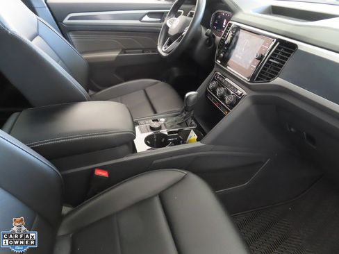 Certified 2023 Volkswagen Atlas Cross Sport SEL R-Line AWD/4WD image 27