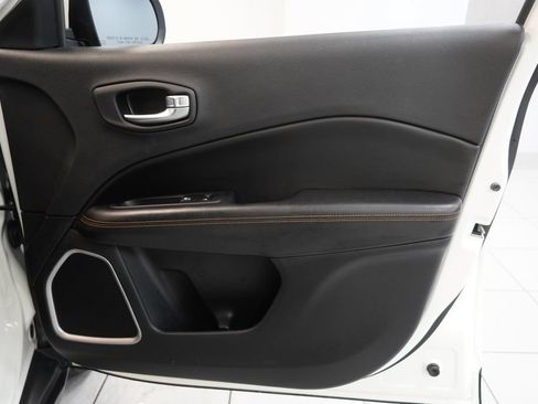 Used 2020 Jeep Compass Limited AWD/4WD image 33