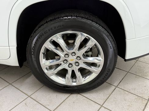 Used 2020 Chevrolet Traverse High Country AWD/4WD image 13