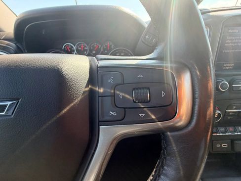 Used 2020 Chevrolet Silverado 1500 LT Trail Boss AWD/4WD image 14