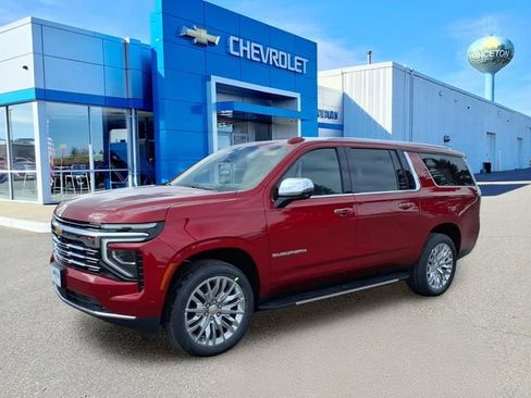 New 2026 Chevrolet Suburban Premier w/ Sun And Tow Package AWD/4WD image 8