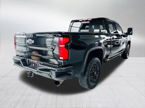 Used 2024 Chevrolet Silverado 3500 High Country w/ High Country Premium Package AWD/4WD image 6