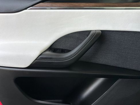 Used 2023 Tesla Model X AWD/4WD image 11