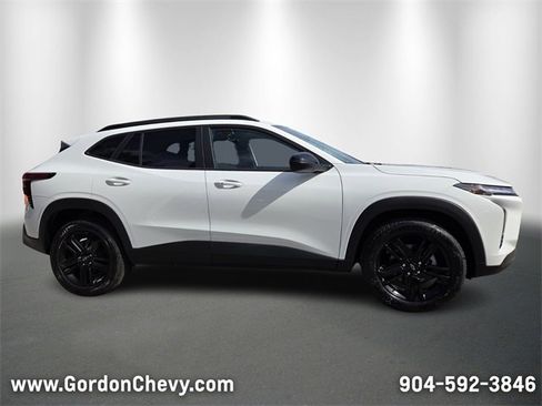 New 2026 Chevrolet Trax ACTIV w/ Sunroof Package image 8