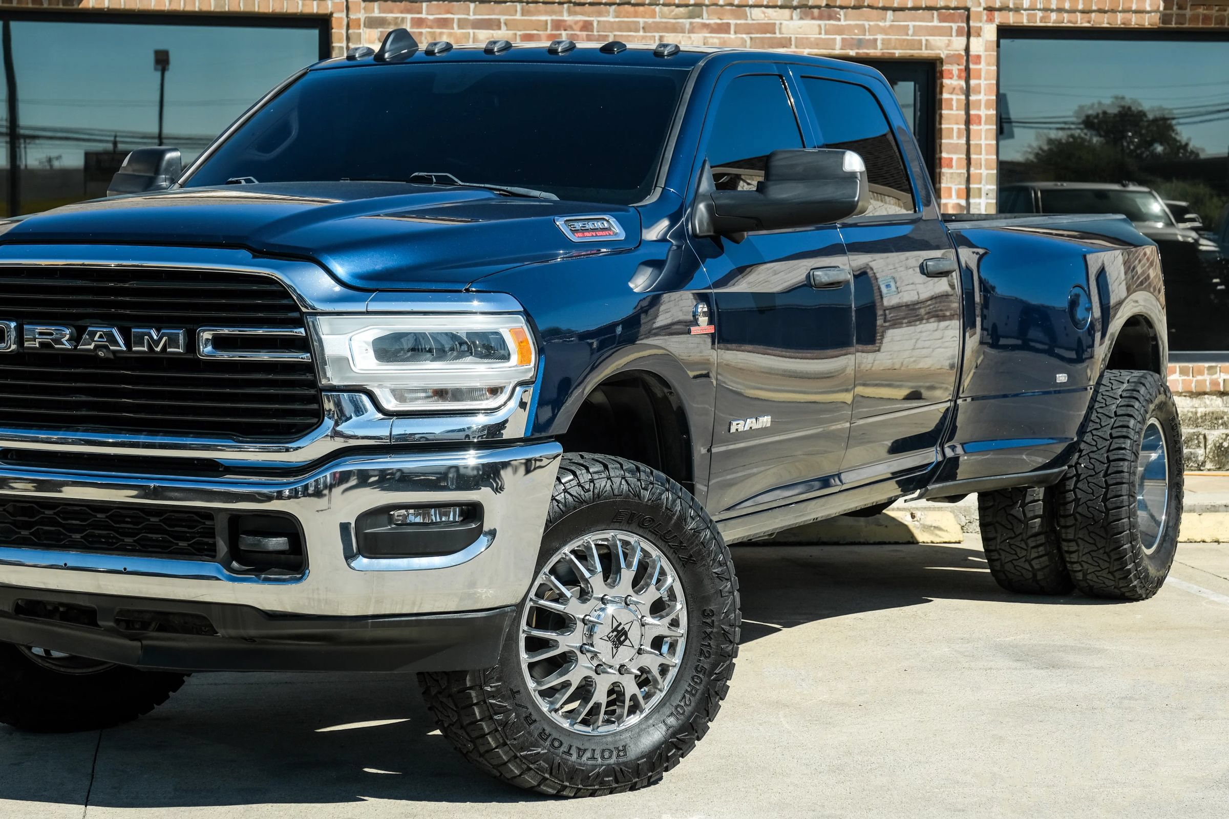 Used 2019 RAM 3500 Tradesman w/ Towing Technology Group AWD/4WD image 17