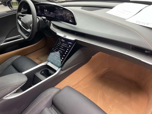 Used 2025 Lucid Air Touring AWD/4WD image 37