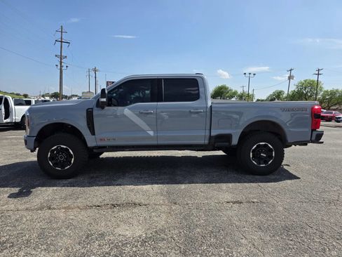 Used 2025 Ford F250 Lariat w/ Lariat Ultimate Package AWD/4WD image 4