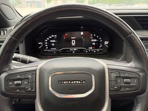 Used 2022 GMC Yukon Denali AWD/4WD image 13