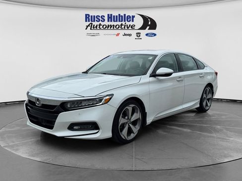 Used 2019 Honda Accord Touring image 1