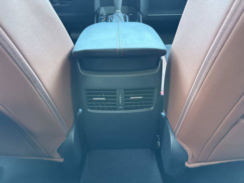 Certified 2025 MAZDA CX-30 Carbon image 17