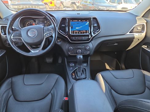 Used 2021 Jeep Cherokee Limited w/ Elite Package AWD/4WD image 24