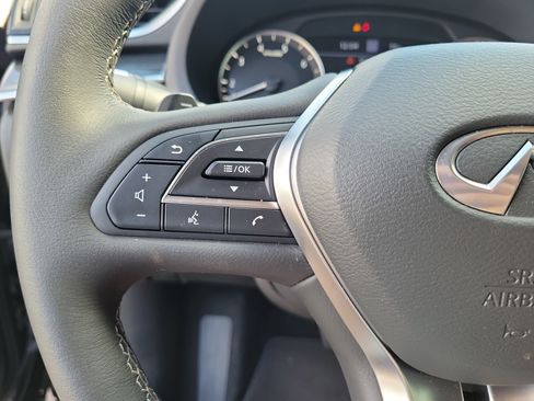 Used 2025 INFINITI QX50 Sport image 28