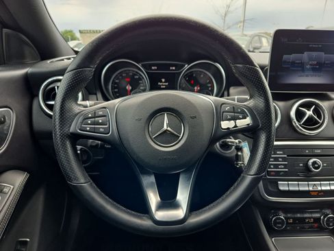 Used 2019 Mercedes-Benz CLA 250 image 22