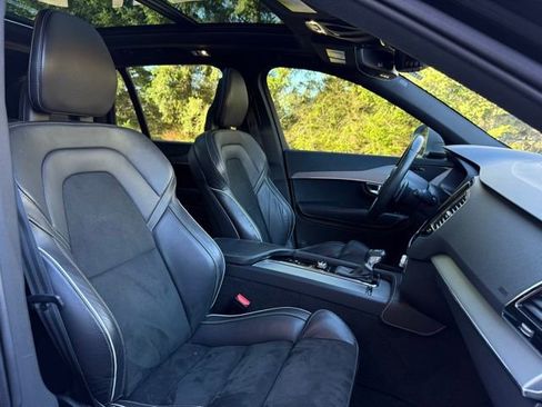 Used 2016 Volvo XC90 T6 R-Design w/ Vision Package image 24