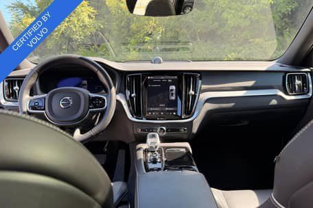 Used 2025 Volvo V60 T8 Polestar AWD/4WD image 12