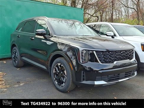 New 2026 Kia Sorento S image 1