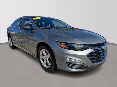 Used 2024 Chevrolet Malibu LS FWD image 3