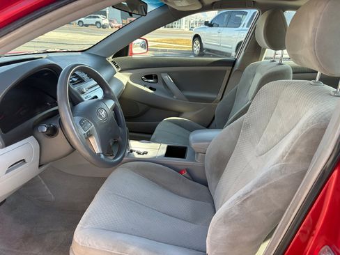 Used 2009 Toyota Camry image 8