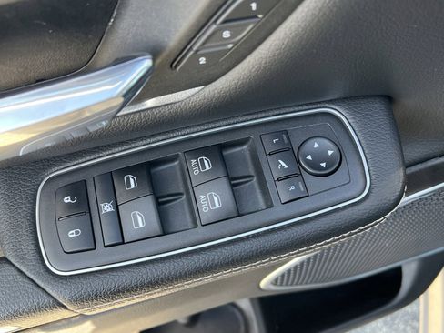 Used 2022 RAM 1500 Laramie image 18