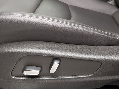 Certified 2023 Cadillac XT5 Luxury w/ LPO, Floor Liner Package FWD image 18