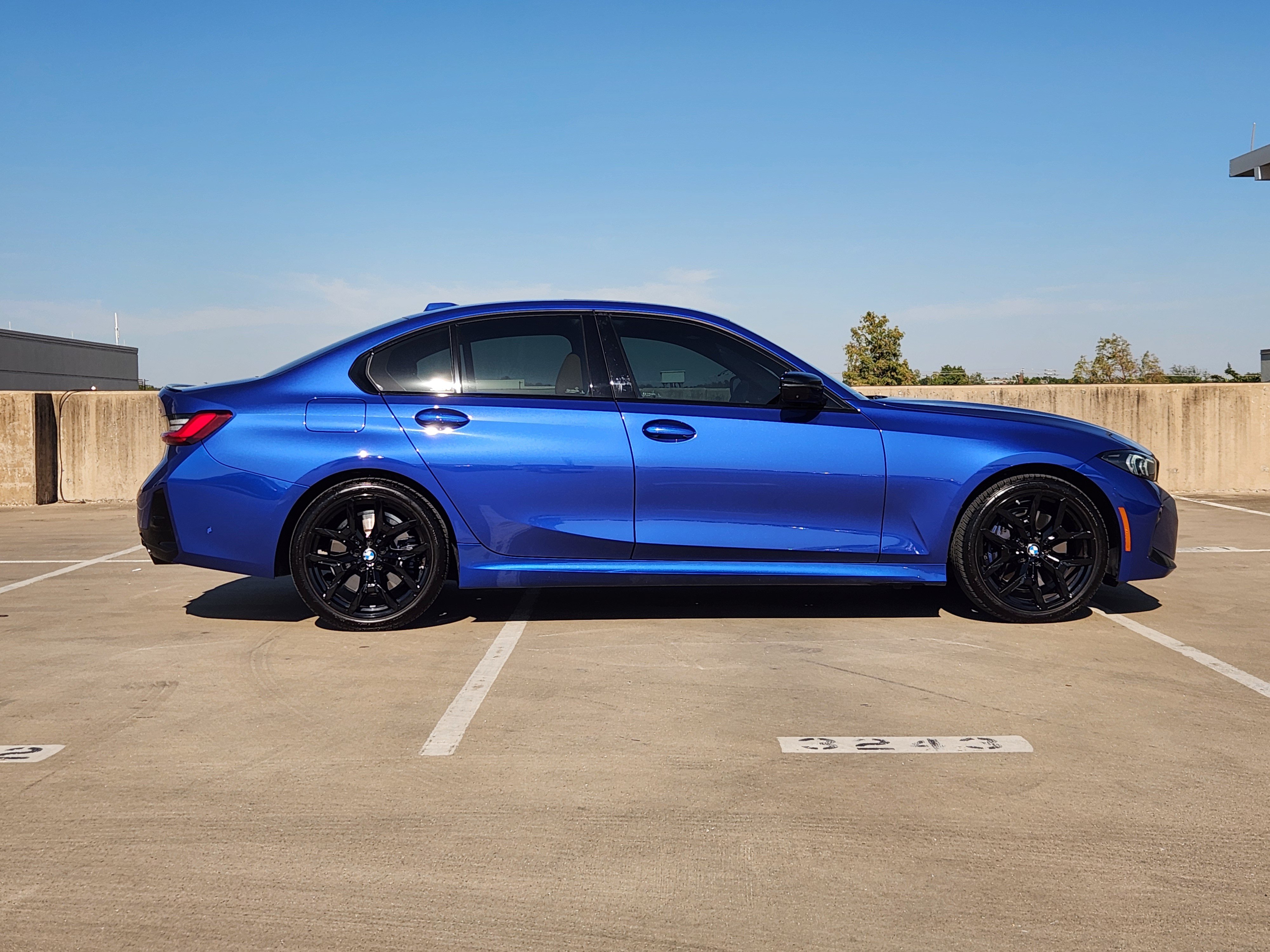 Used 2026 BMW 330i Sedan w/ M Sport Package RWD image 9
