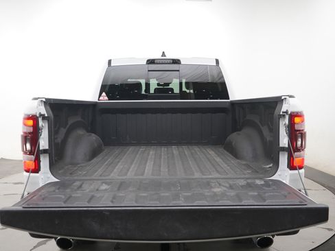 Used 2022 RAM 1500 Limited AWD/4WD image 16