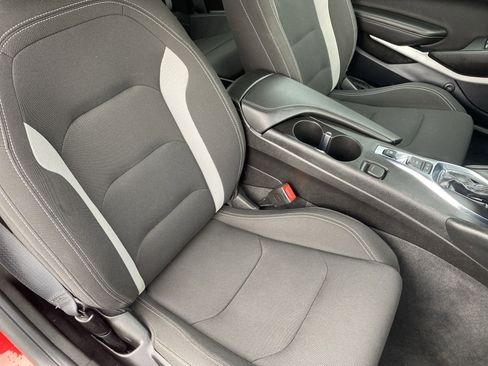 Used 2023 Chevrolet Camaro LT image 29