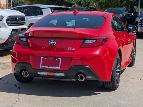 New 2026 Toyota GR86 RWD image 4