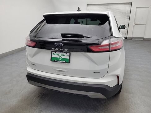Used 2023 Ford Edge SEL AWD/4WD image 7