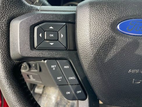 Used 2015 Ford F150 XLT w/ Equipment Group 302A Luxury image 27