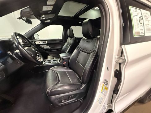 Used 2021 Ford Explorer ST w/ ST Street Pack AWD/4WD image 12