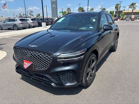 Used 2022 Genesis GV70 3.5T Sport w/ Sport Prestige Package AWD/4WD image 3